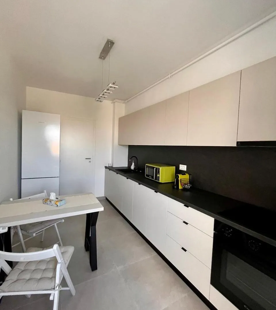 Apartment The Butterfly Suite, Near Arenele Romane & Constitution Square Bucharest